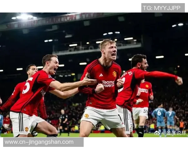 12月16日利物浦对阵曼联的比赛结果分析与精彩瞬间回顾